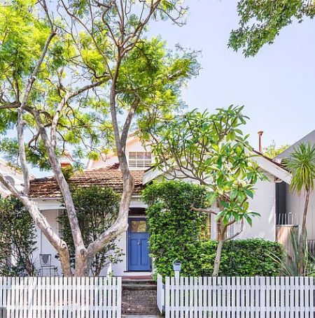 Sam Neill sold his Federation home in Sydney's Double Bay for more than&nbsp;$3.6million&nbsp;via a VIRTUAL auction.